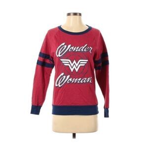 Wonder Woman long sleeve small pullover sw…